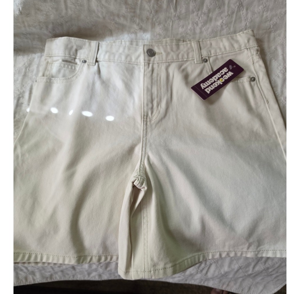 Weekend Academy Mens Cream Denim Shorts Size 18 Cotton Off White Casual 5-Pocket